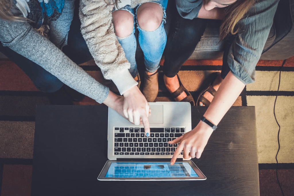 The Top 10 Essential SaaS Marketing Tools in 2025